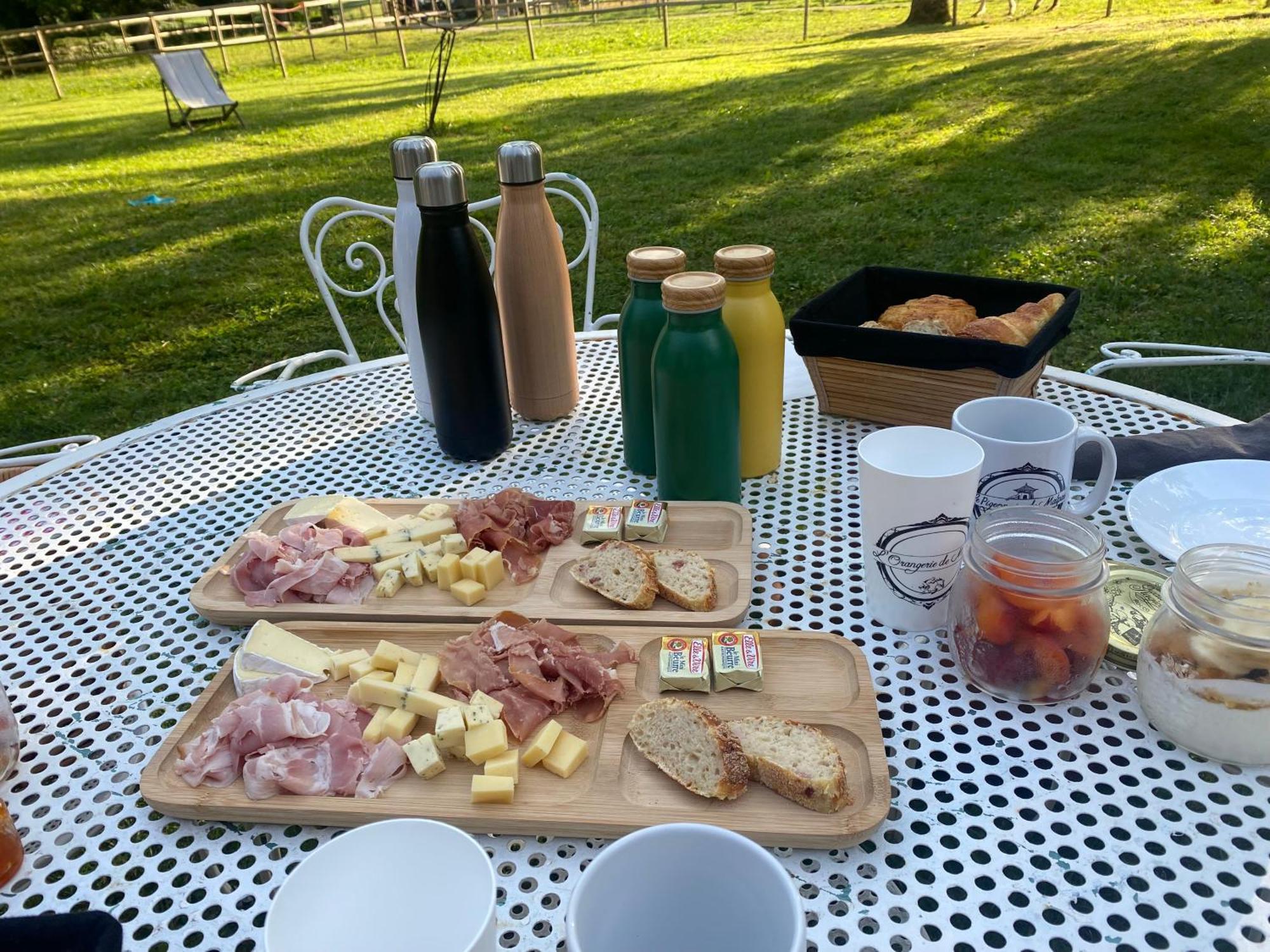 Bed and Breakfast Le Colombier De Malpas Quingey Exterior foto